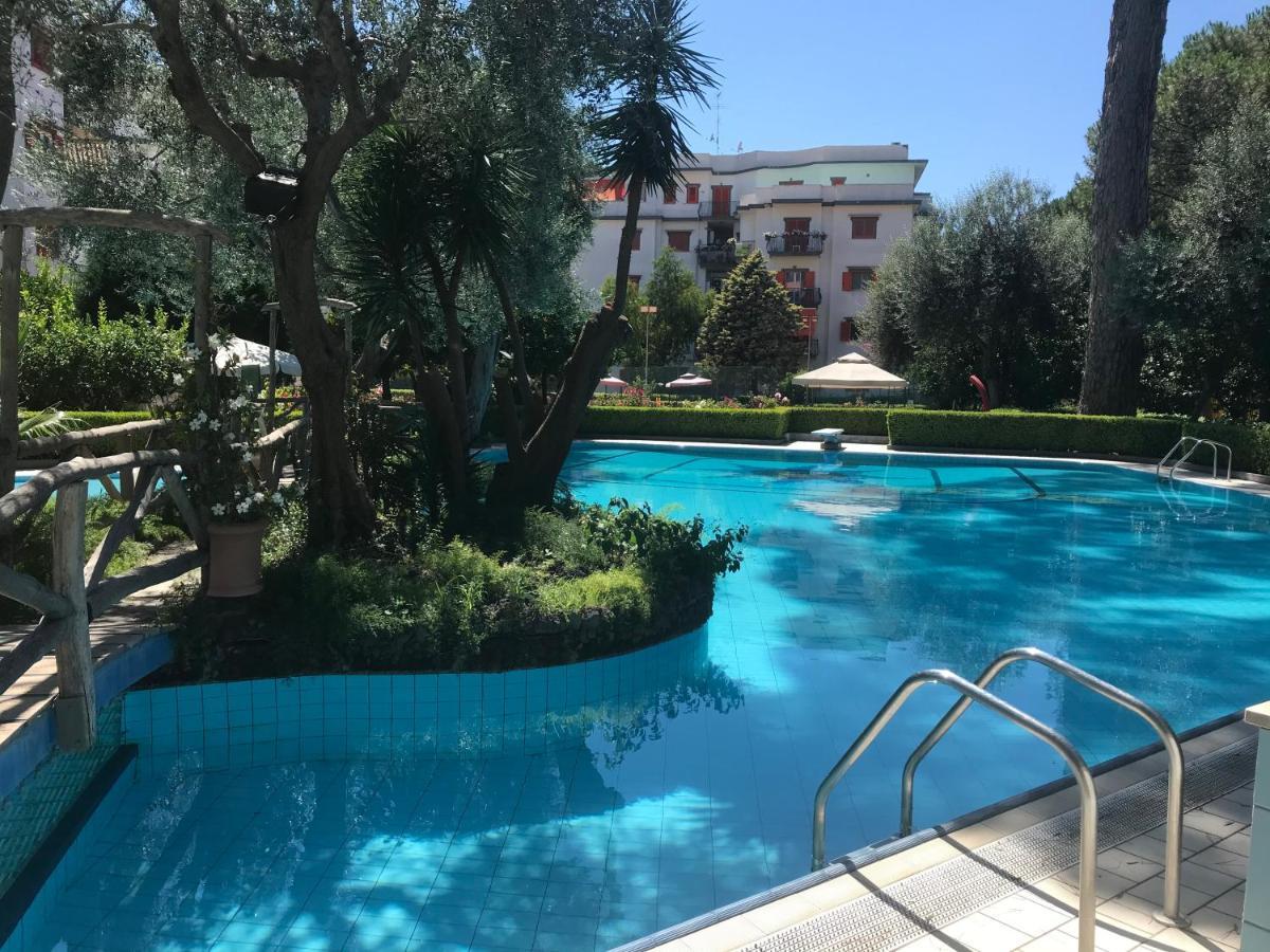 Short-Lets D33, Part Of The House Is Available For Short-Term Rentals In Sorrento Center Bagian luar foto