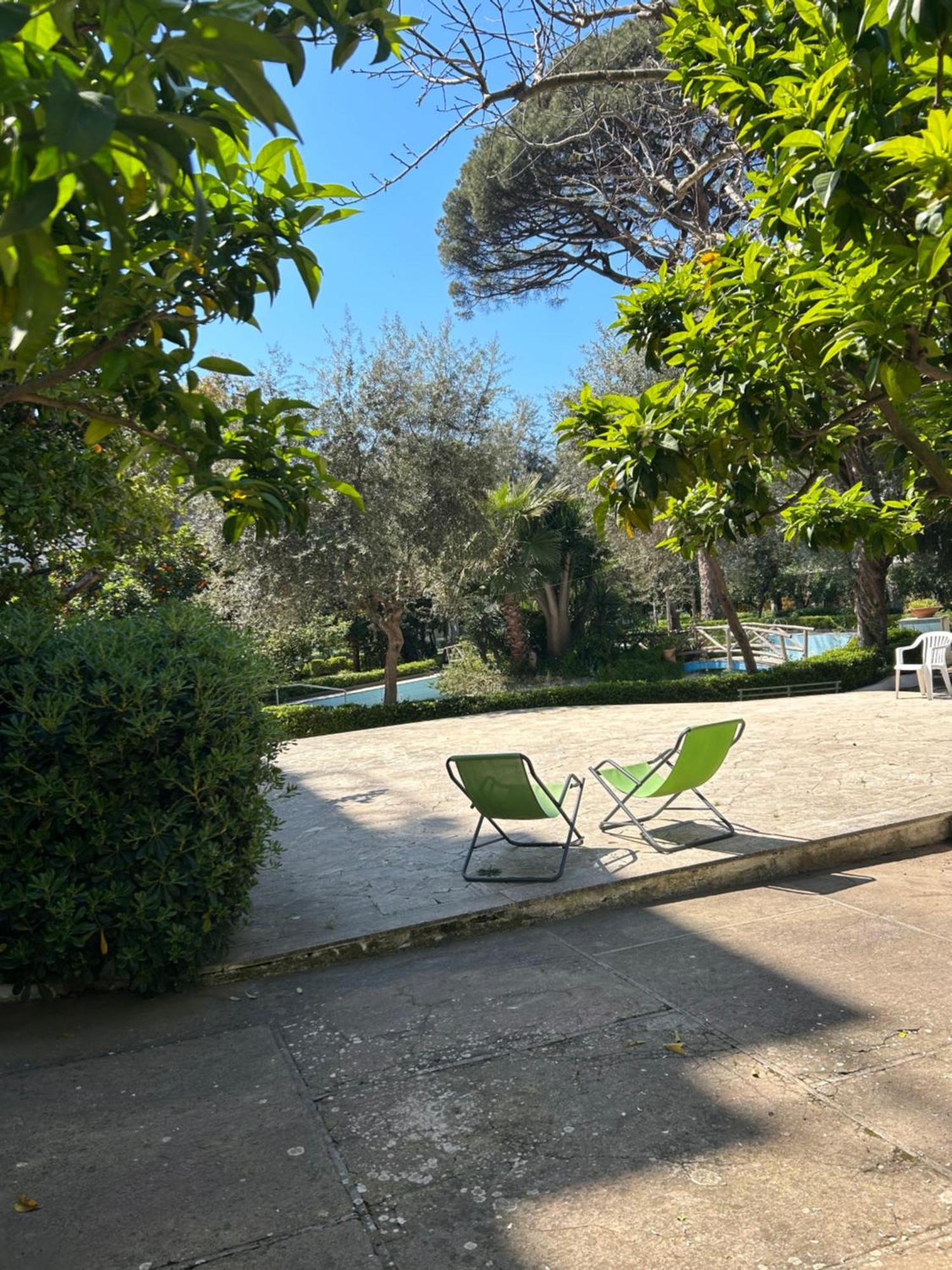 Short-Lets D33, Part Of The House Is Available For Short-Term Rentals In Sorrento Center Bagian luar foto