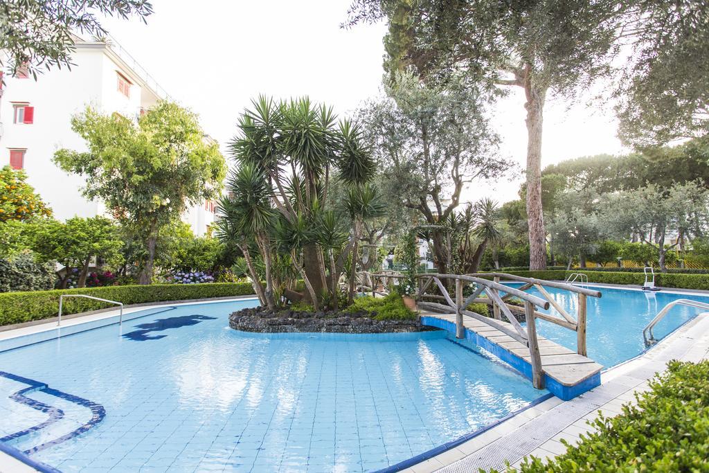 Short-Lets D33, Part Of The House Is Available For Short-Term Rentals In Sorrento Center Bagian luar foto